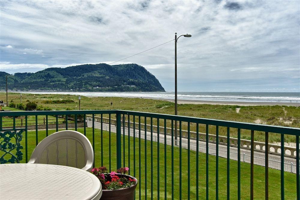 Inn At The Prom Oceanfront Сісайд Екстер'єр фото